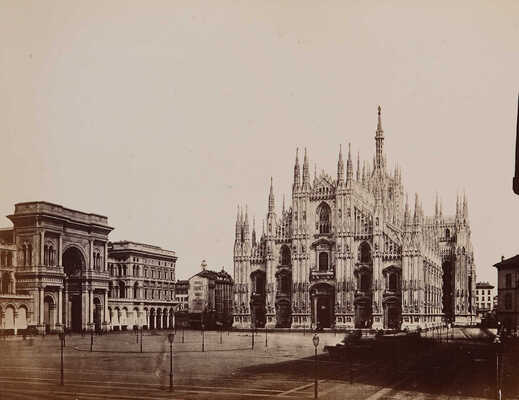 Подарочный фотоальбом с видами городов Италии. [Конец XIX - нач. XX вв.]